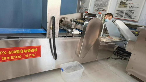 一品興全自動燴面坯生產(chǎn)線 助力食品廠實現(xiàn)高效燴面流水線作業(yè)