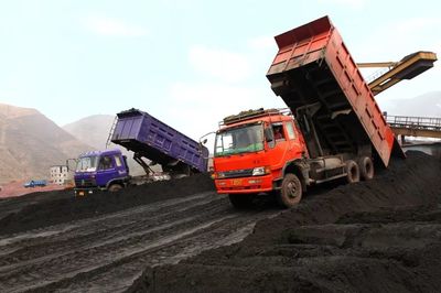 鐵路運輸停擺危機下，攀鋼原燃料供應鏈的挑戰與廣告設計的應對策略